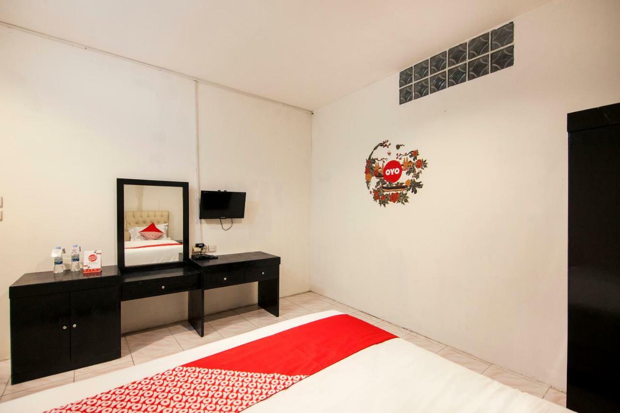 Oyo 529 Paninda 2* Medan